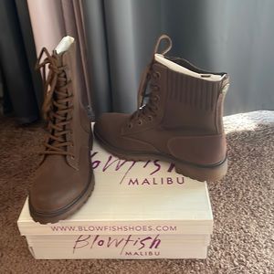 Blowfish Malibu Reilly Lace Up Combat Boot NWT